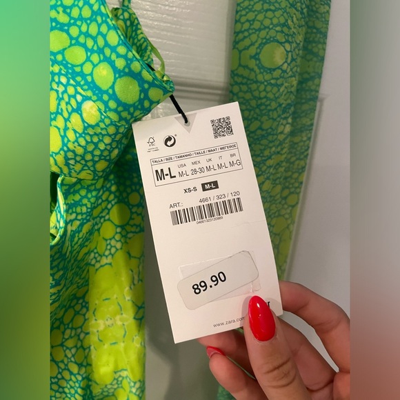 ZARA HALLOWEEN COSTUME: “THE ALIEN” JUMPSUIT - Picture 4 of 4